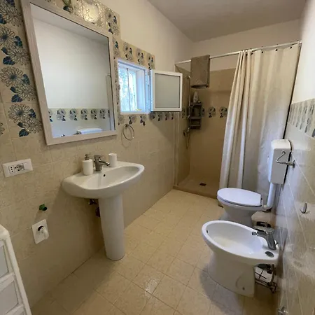 Lamia Tra E Cisternino Feriehus Ostuni